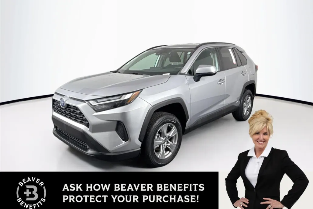 2023 Toyota RAV4 Hybrid LE photo 1