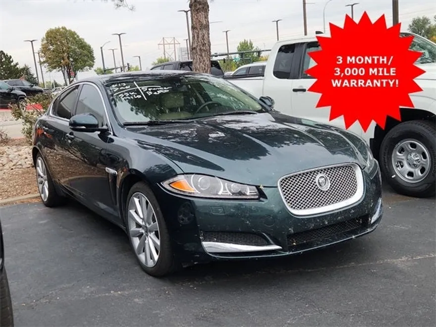 2013 Jaguar XF photo 1