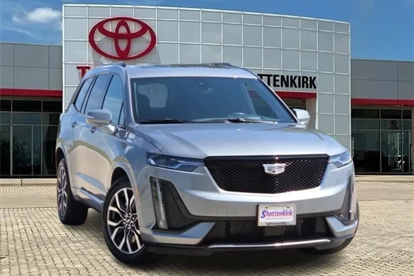 2024 Cadillac XT6 Sport photo 1
