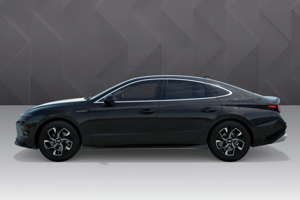 2025 Hyundai Sonata SEL photo 1