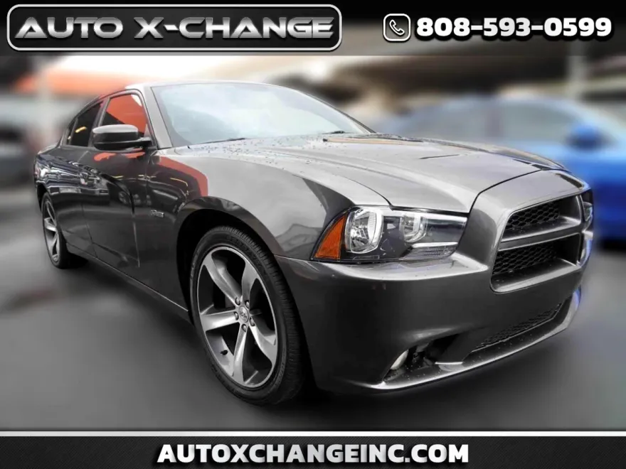 2014 Dodge Charger SXT photo 1