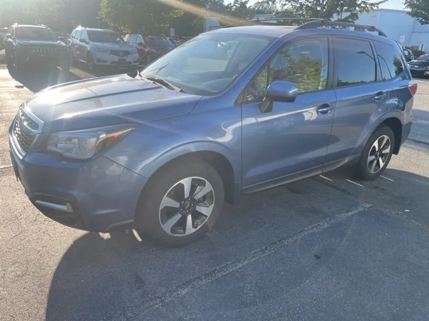 2018 Subaru Forester Premium photo 1