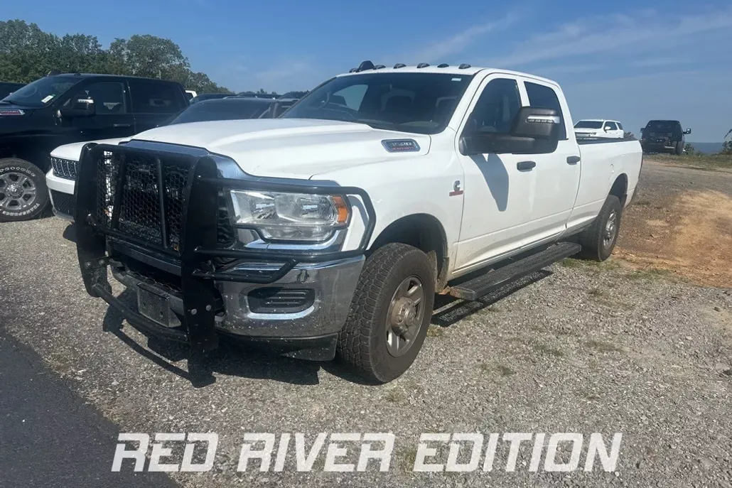 2023 Ram 3500 Tradesman photo 1