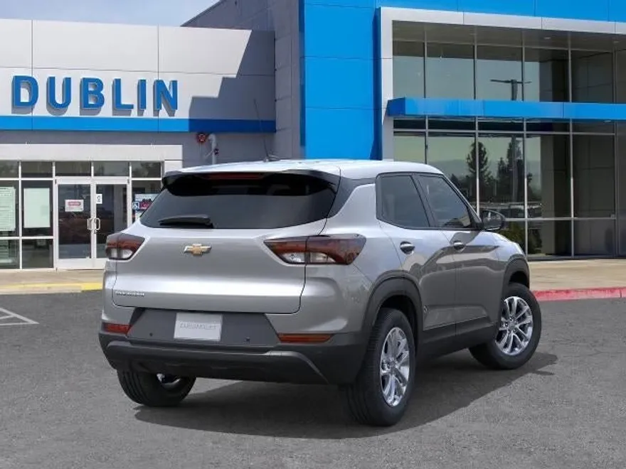 2026 Chevrolet Trailblazer LS photo 1