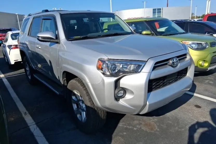 2023 Toyota 4Runner SR5 Premium photo 1