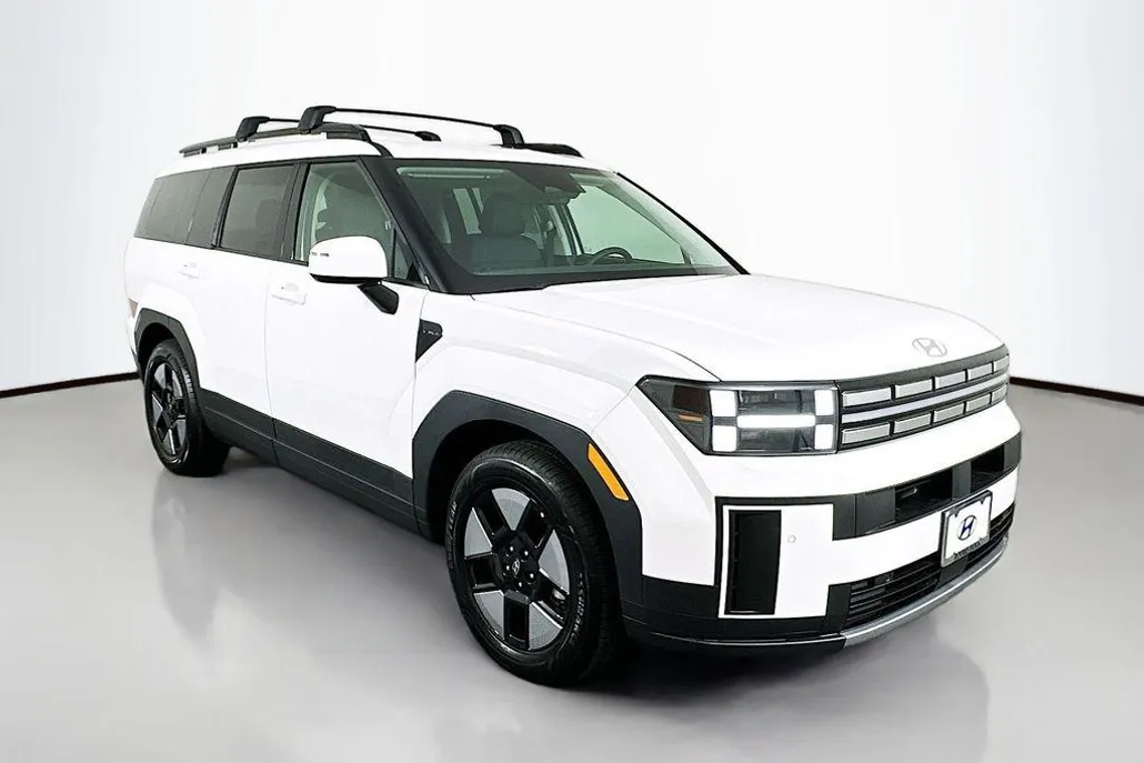 2026 Hyundai Santa Fe SEL photo 1