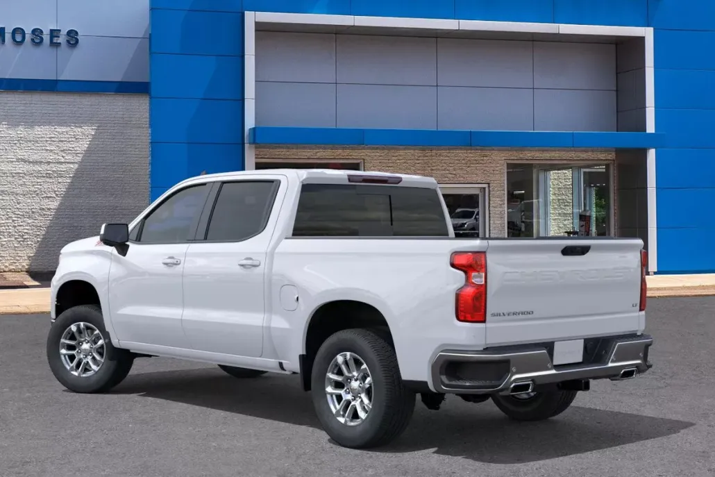 2026 Chevrolet Silverado 1500 LT photo 1