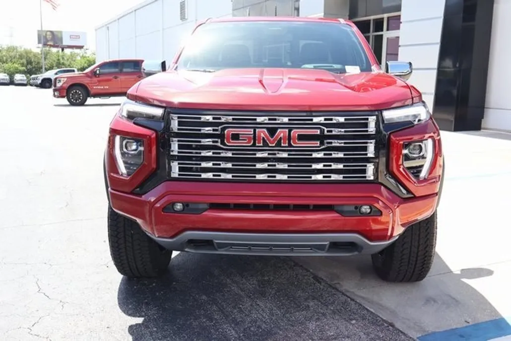 2026 Gmc Canyon Denali photo 1