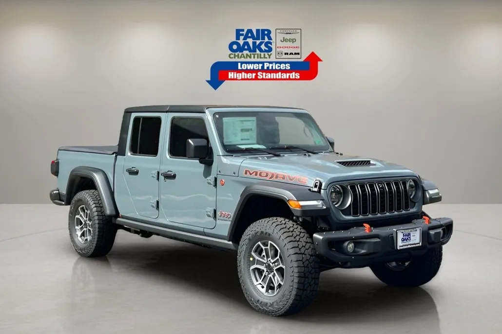 2025 Jeep Gladiator Mojave photo 1