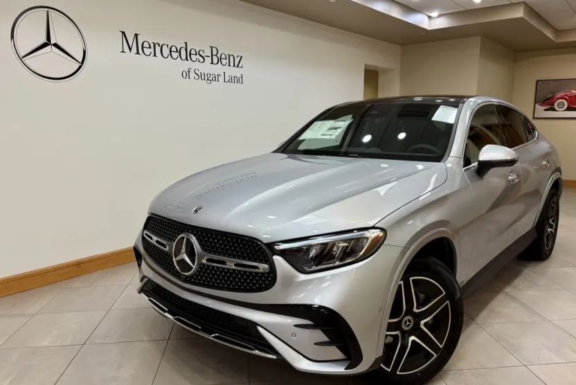 2026 Mercedes Benz GLC 300 4MATIC photo 1