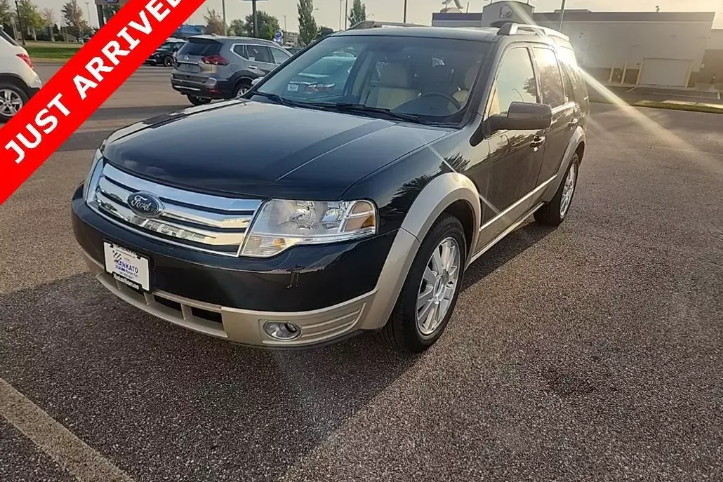 2009 Ford Taurus X Eddie Bauer photo 1