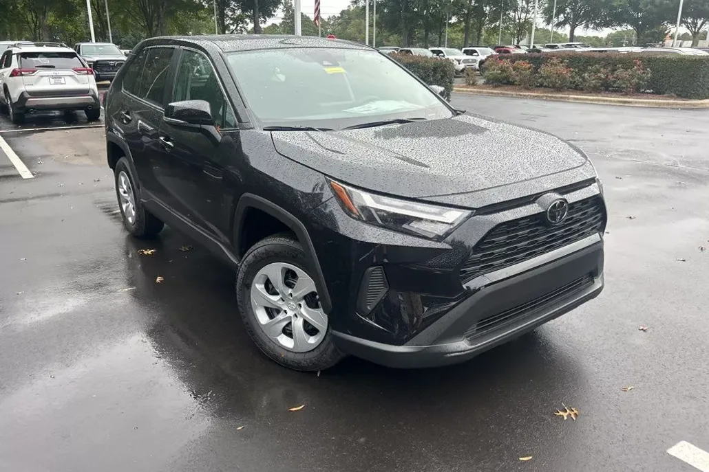 2025 Toyota RAV4 LE photo 1