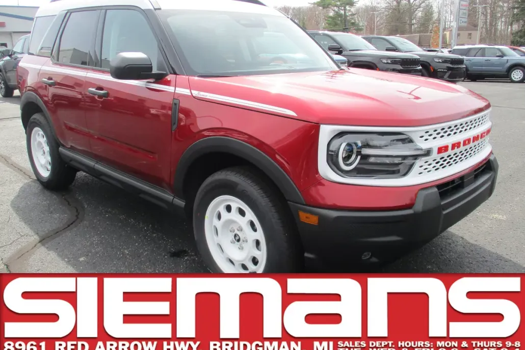 2025 Ford Bronco Sport Heritage photo 1