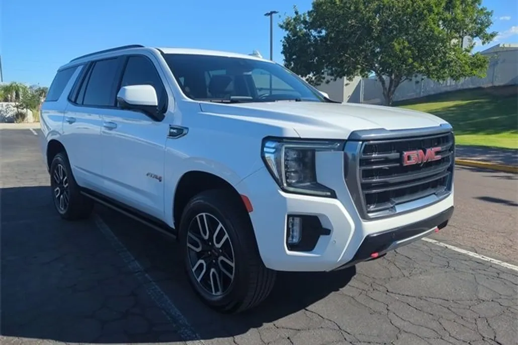2023 Gmc Yukon AT4 photo 1