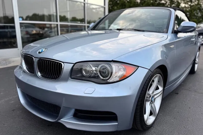2011 Bmw 135i 1-Series photo 1