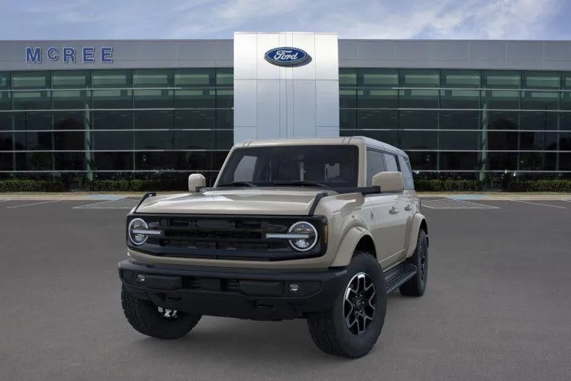 2025 Ford Bronco Outer Banks photo 1