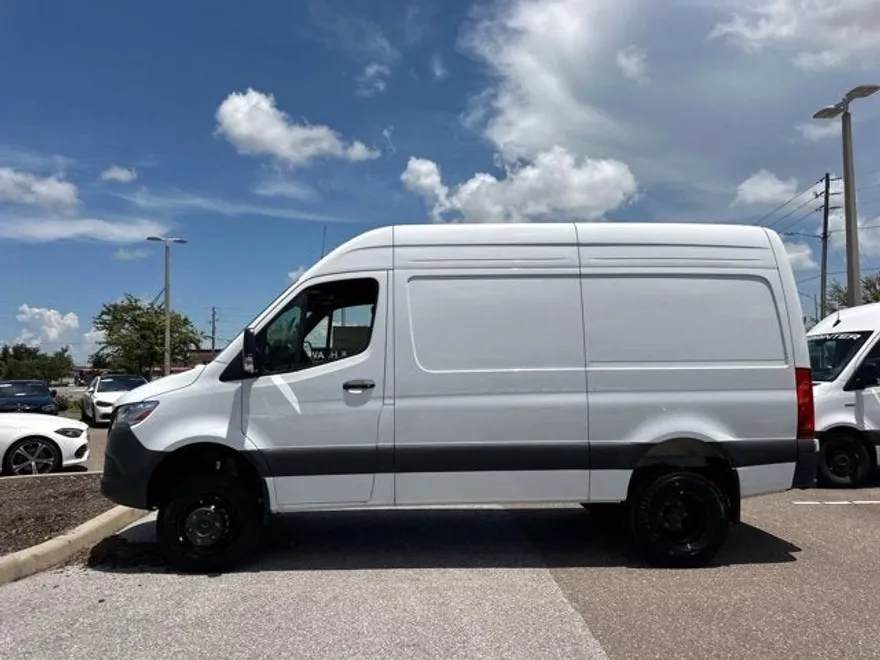 2024 Mercedes Benz Sprinter 3500 170 WB High Roof photo 1