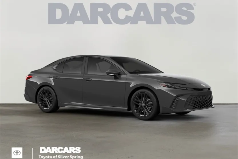 2026 Toyota Camry SE photo 1