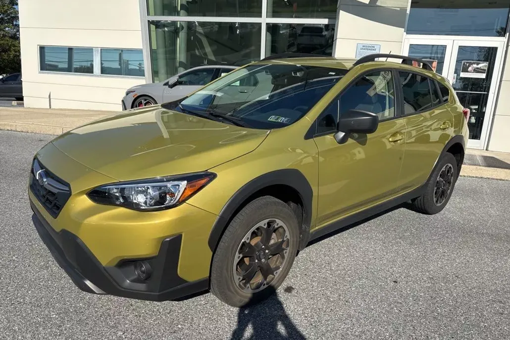 2023 Subaru Crosstrek Base photo 1