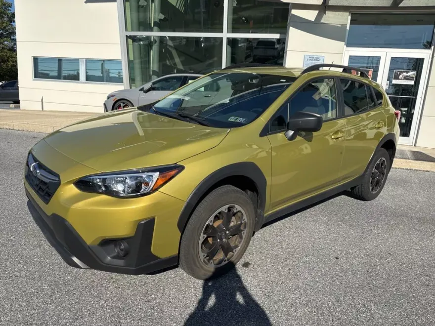 2023 Subaru Crosstrek Base photo 1