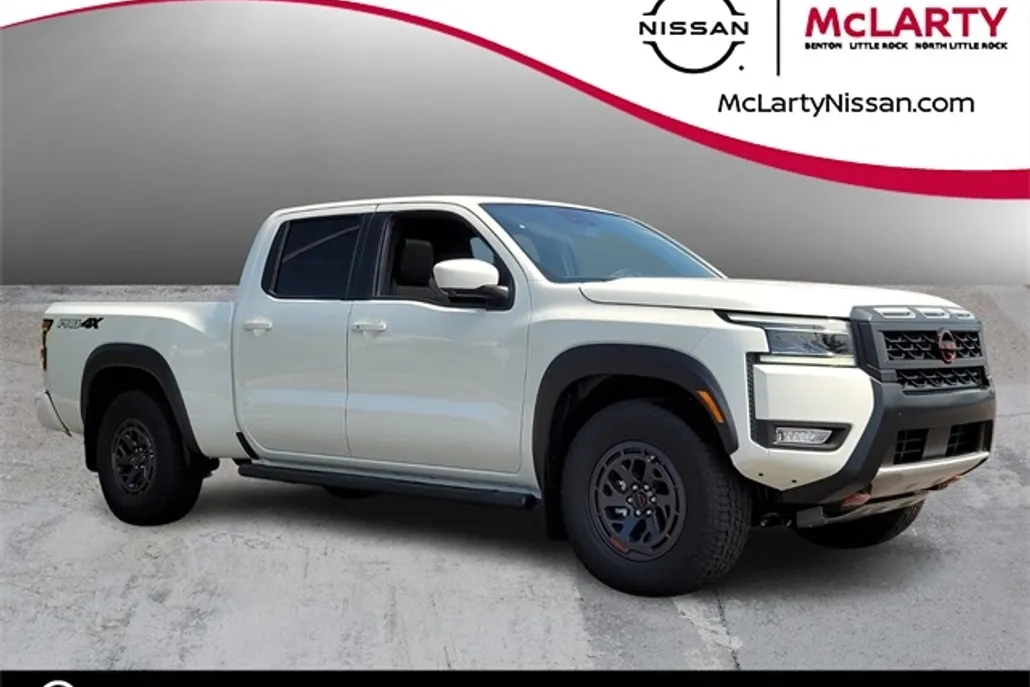 2025 Nissan Frontier PRO-4X photo 1