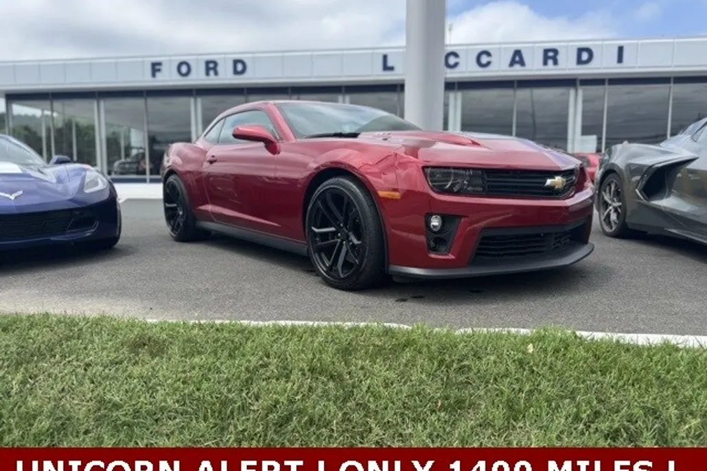 2015 Chevrolet Camaro ZL1 photo 1