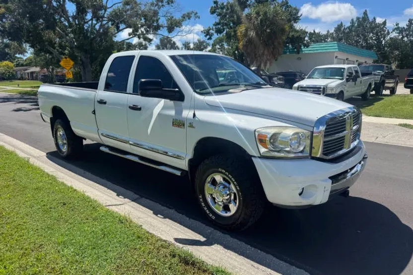 2008 Dodge Ram Laramie photo 1