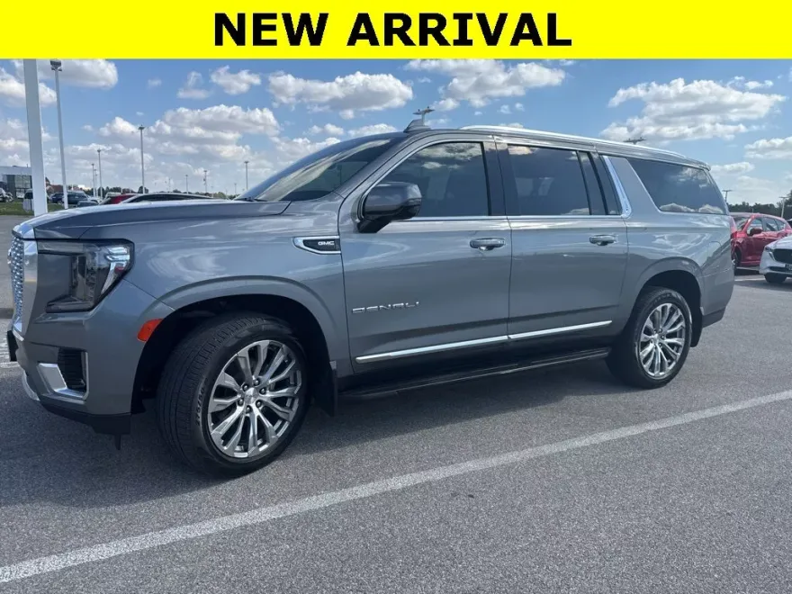 2021 Gmc Yukon XL Denali photo 1