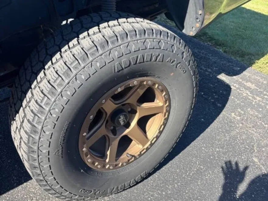 2019 Toyota Tacoma SR photo 1