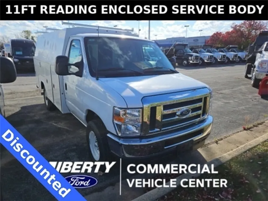 2025 Ford E-350 Base photo 1
