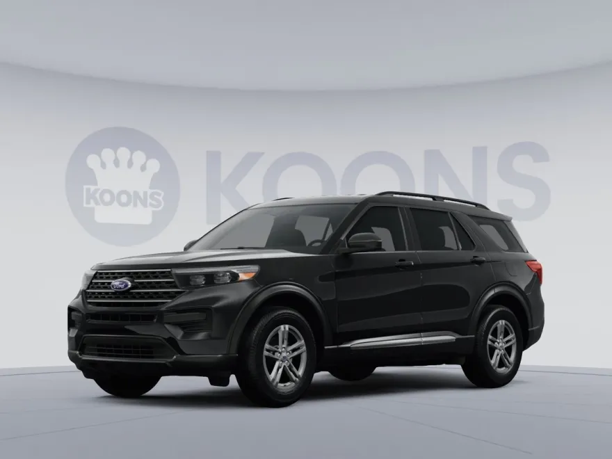 2024 Ford Explorer XLT photo 1