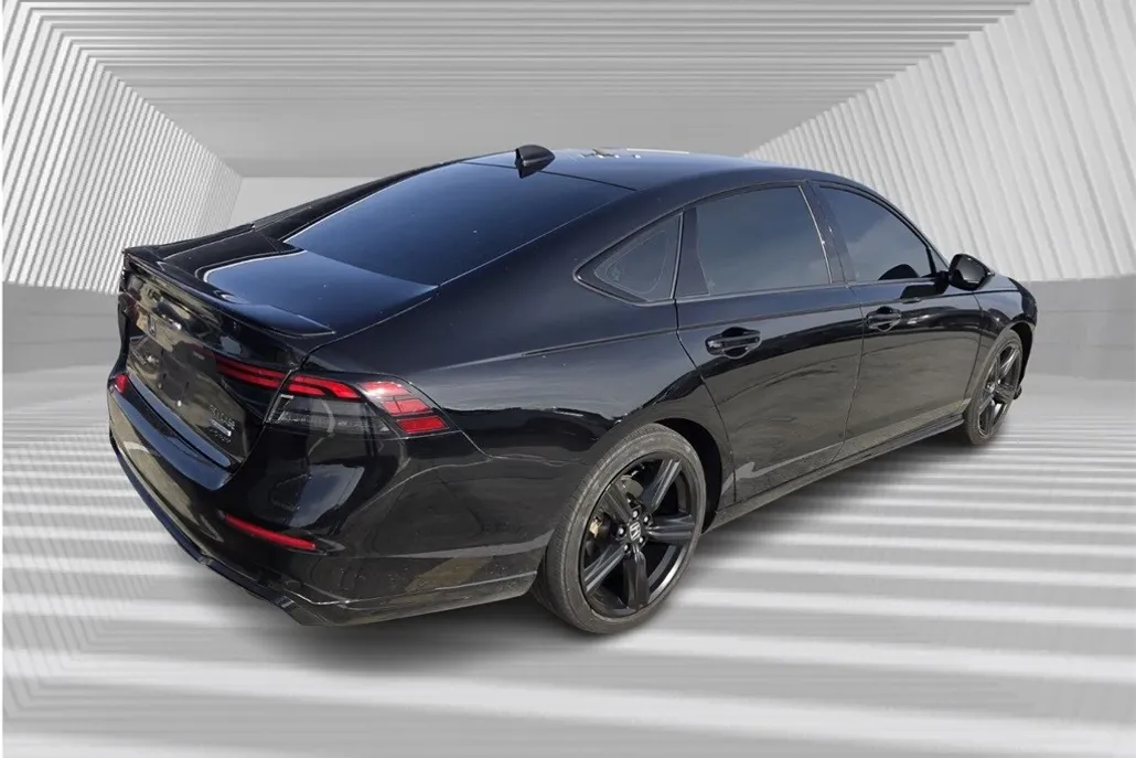 2023 Honda Accord Hybrid Sport-L photo 1