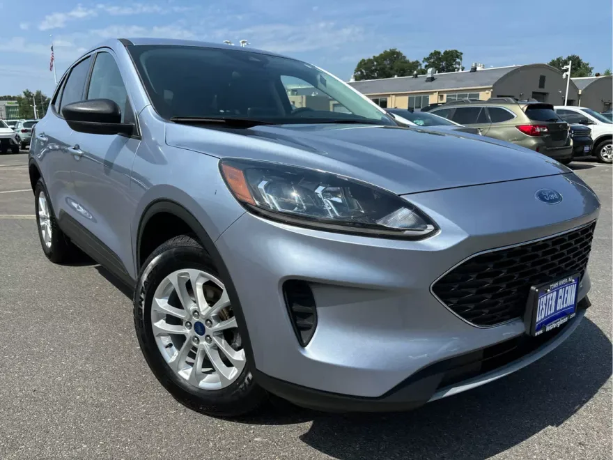 2022 Ford Escape SE photo 1
