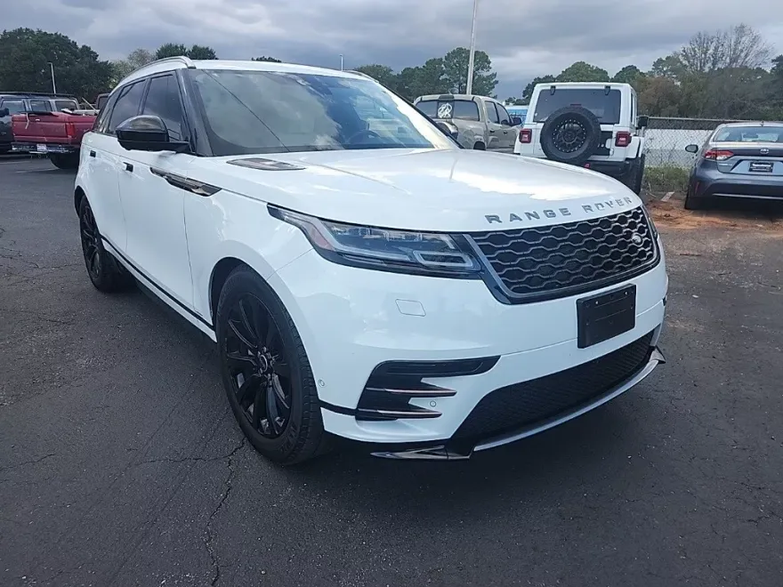 2018 Land Rover Range Rover Velar SE photo 1