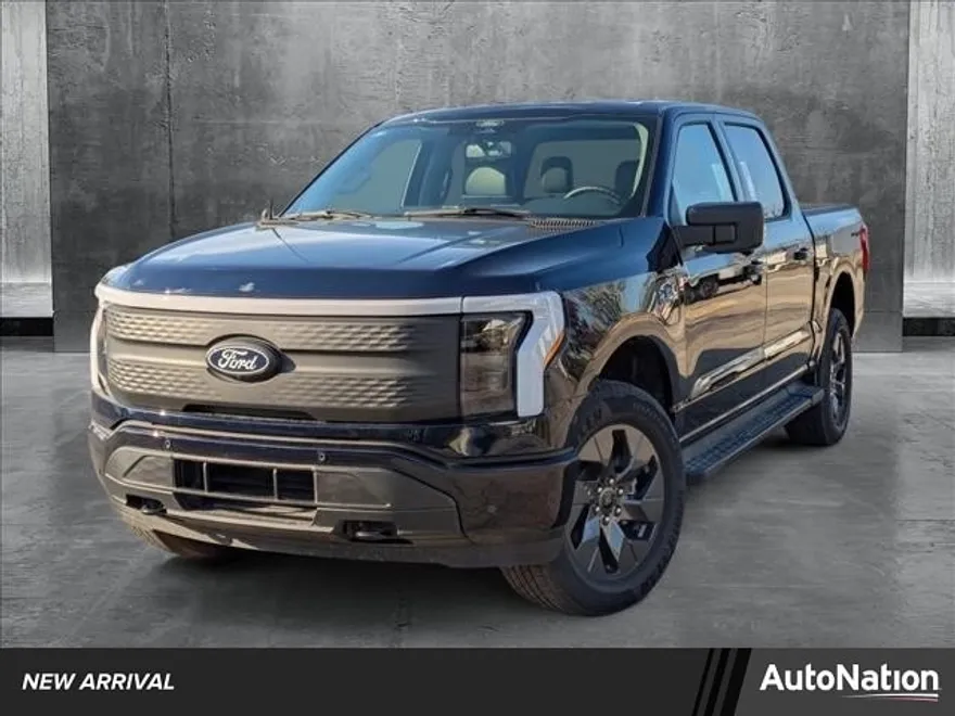 2025 Ford F-150 Lightning photo 1