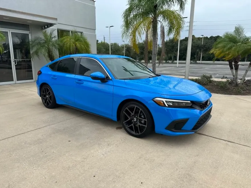 2024 Honda Civic Sport Touring photo 1