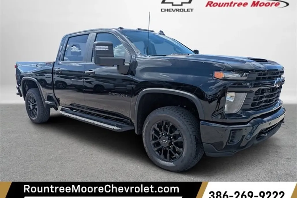 2025 Chevrolet Silverado 2500HD Custom photo 1