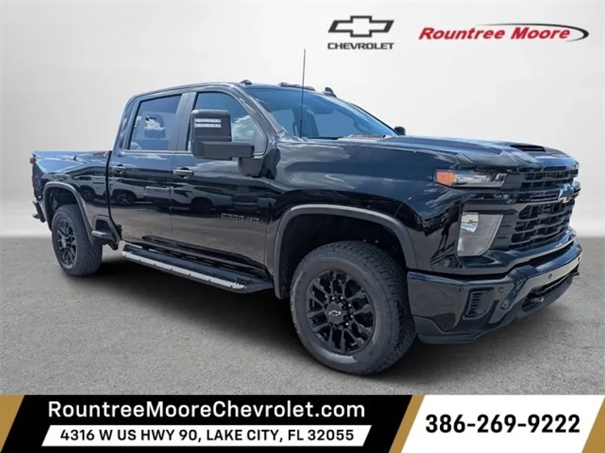 2025 Chevrolet Silverado 2500HD Custom photo 1