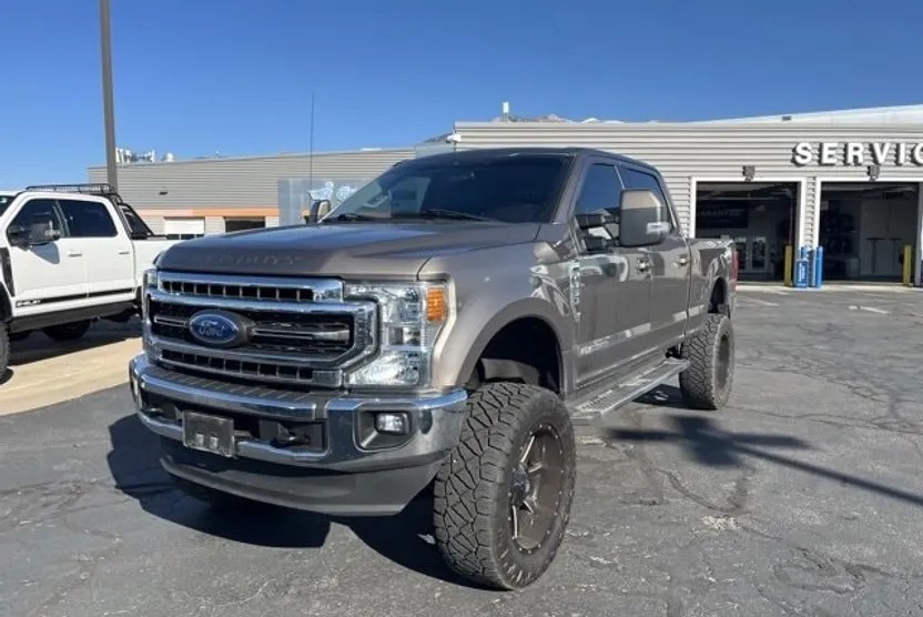2020 Ford F-350 Lariat photo 1