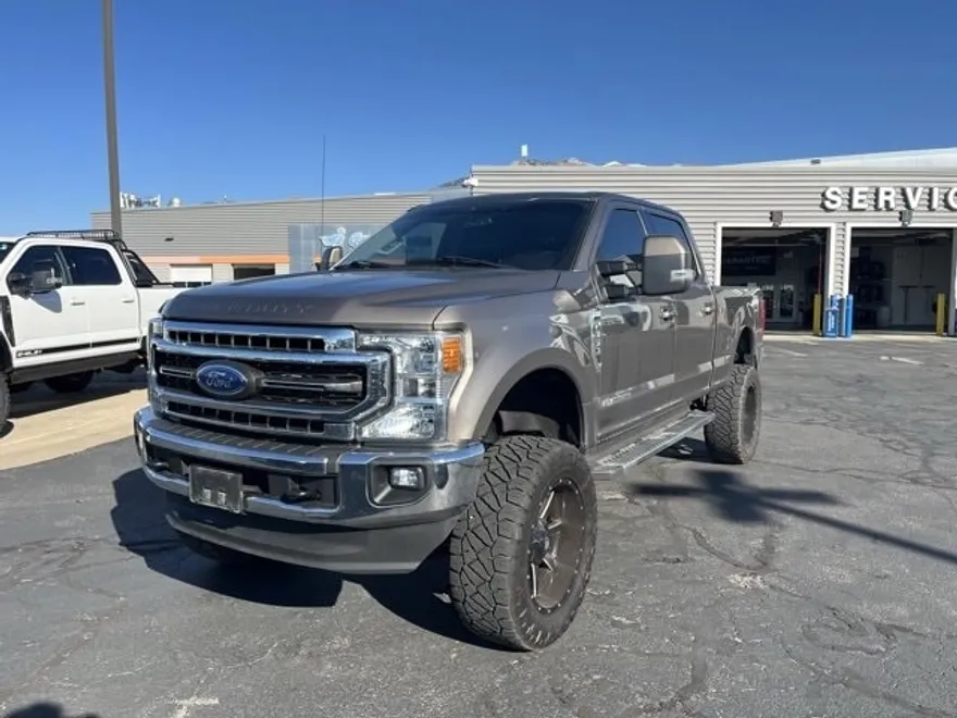 2020 Ford F-350 Lariat photo 1