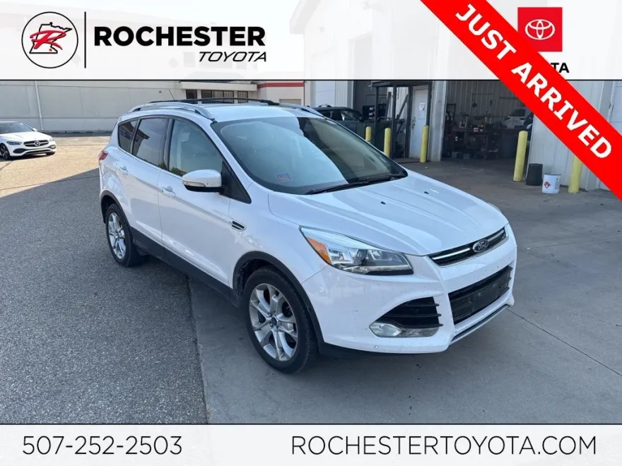 2014 Ford Escape Titanium photo 1