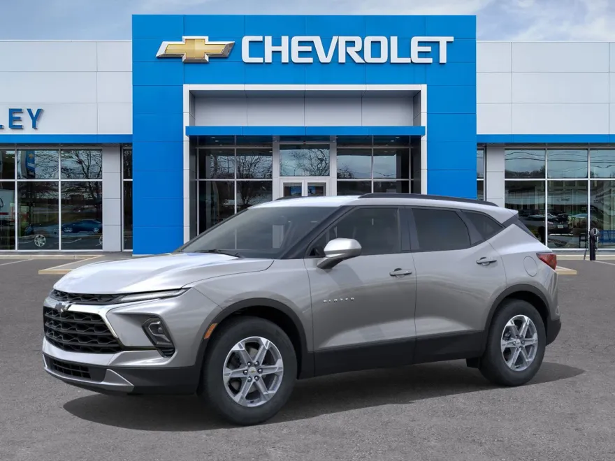 2025 Chevrolet Blazer 2LT photo 1