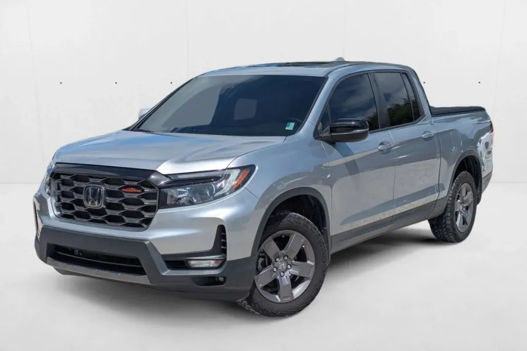 2024 Honda Ridgeline TrailSport photo 1
