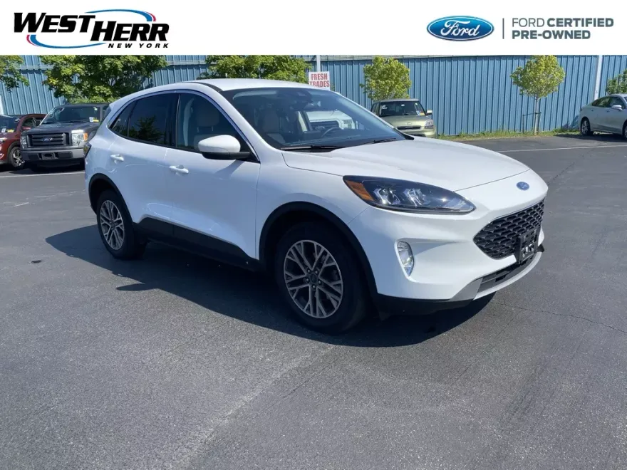 2022 Ford Escape SEL photo 1