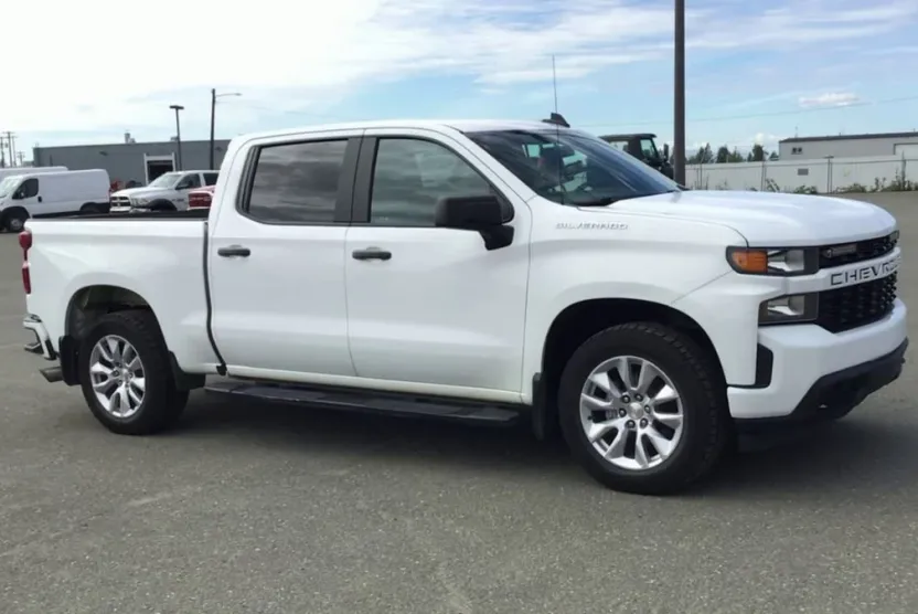 2019 Chevrolet Silverado 1500 Custom photo 1