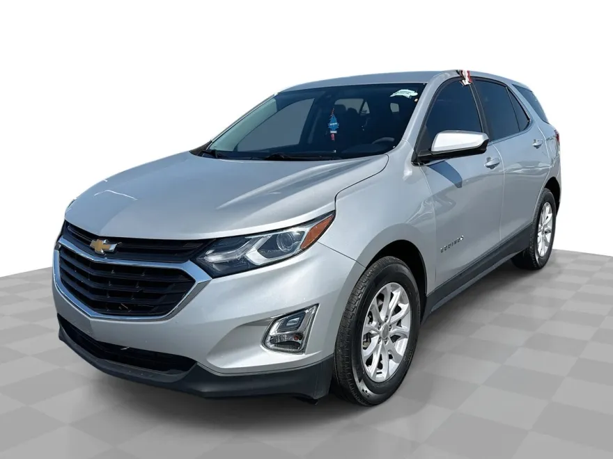 2021 Chevrolet Equinox LT photo 1