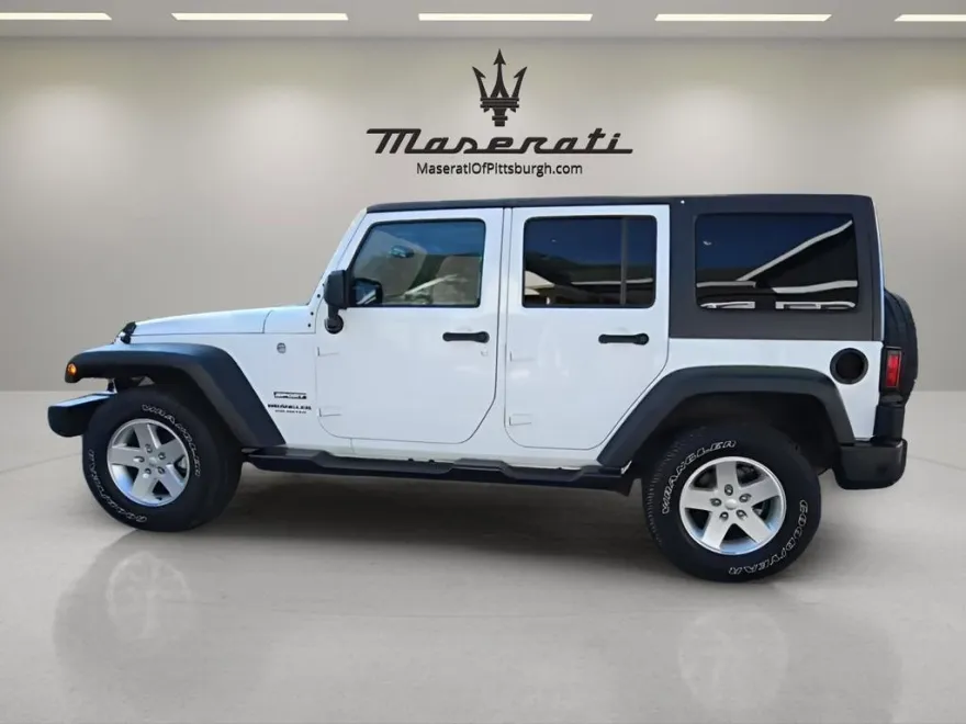 2016 Jeep Wrangler Unlimited Sport photo 1