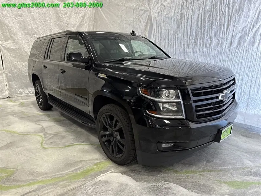 2019 Chevrolet Suburban Premier photo 1