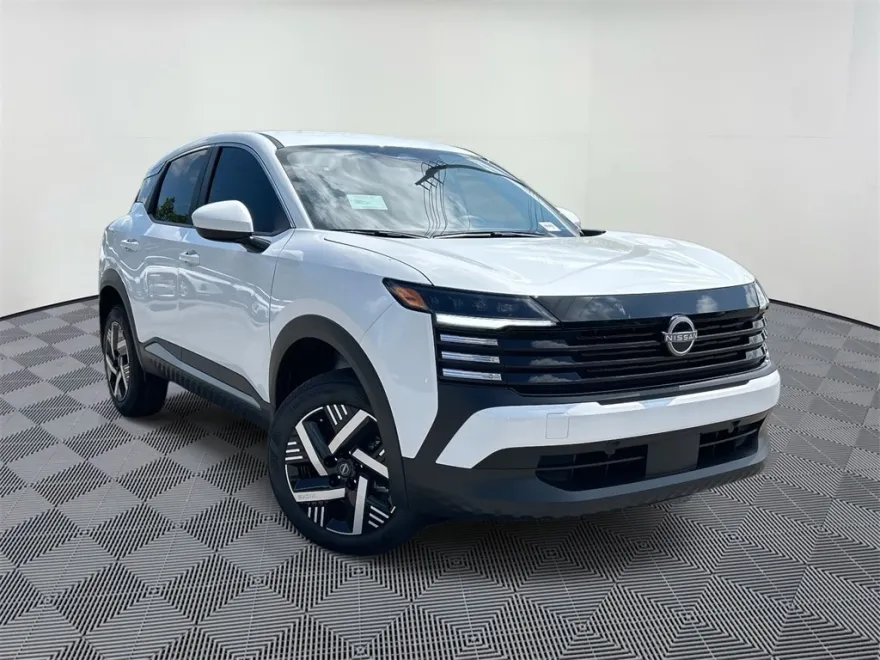 2025 Nissan Kicks SV photo 1