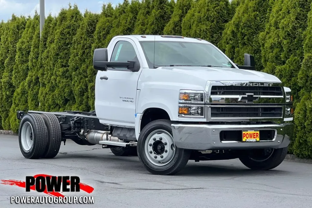 2024 Chevrolet Silverado 5500HD Work Truck photo 1